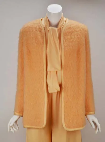 1970s Bill Tice Peach Ensemble