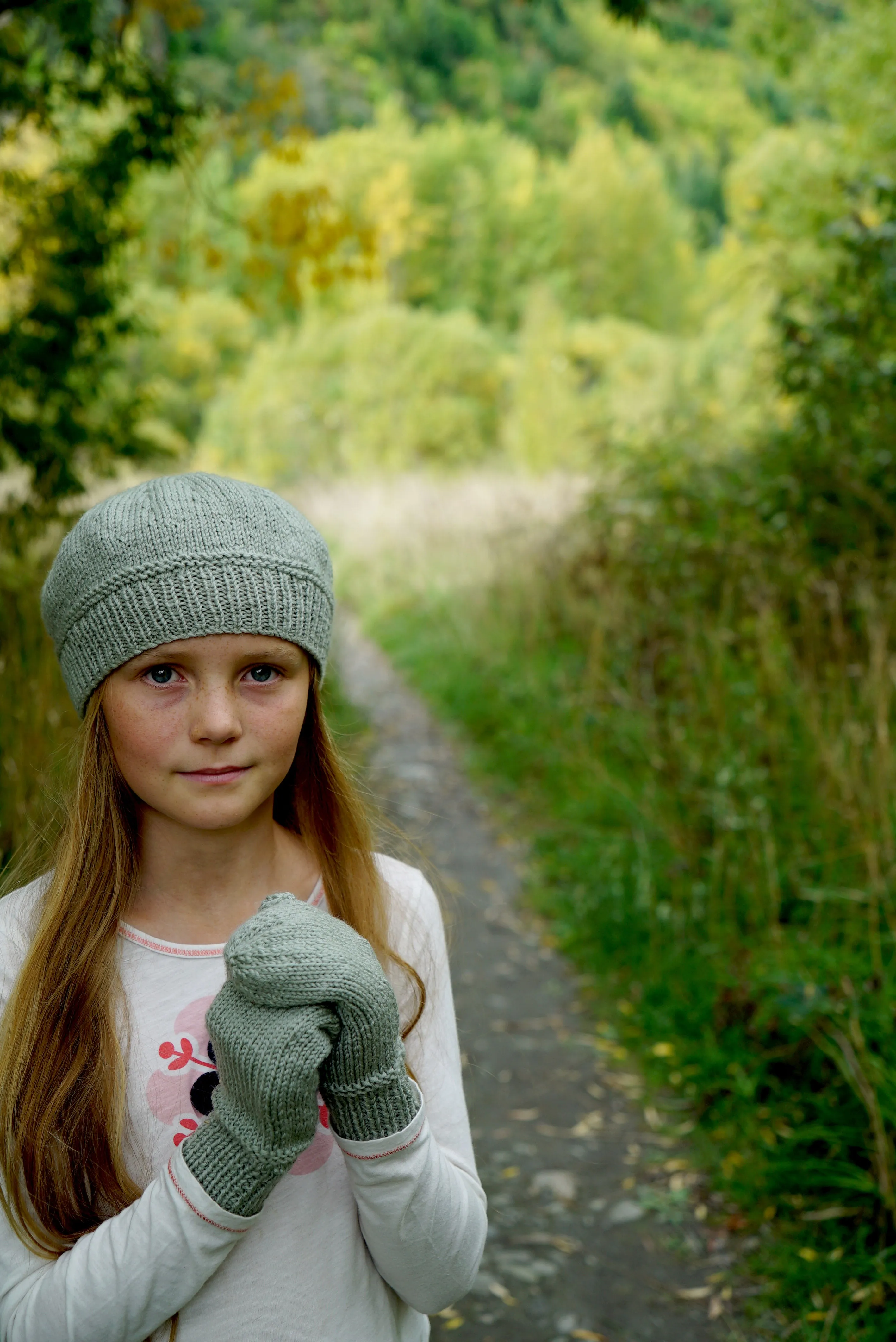 Alyssa Beret and Mittens