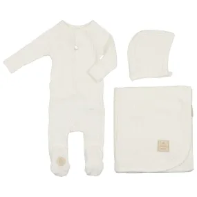 Cable Knit Layette Set