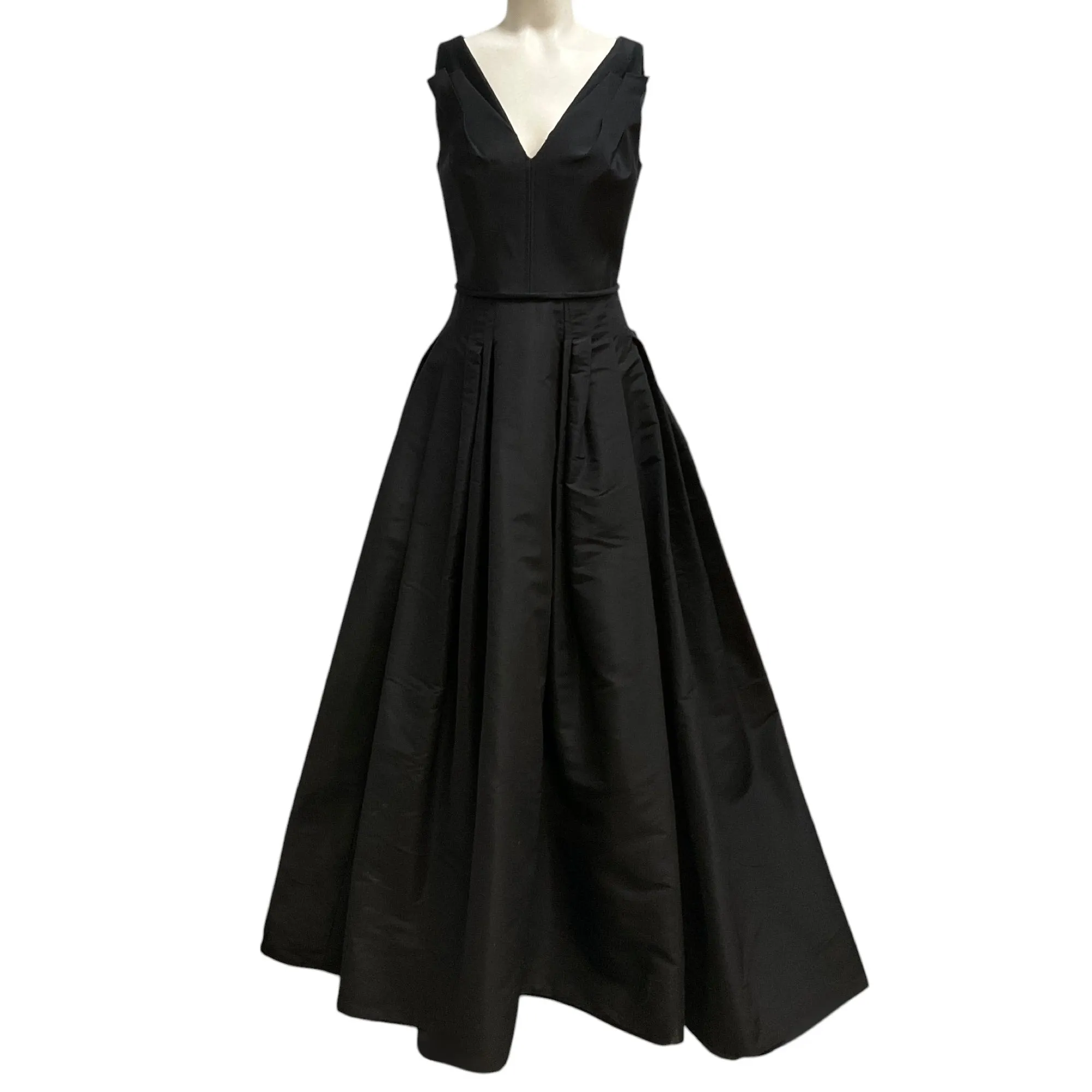 Carolina Herrera Black Classic Satin Gown / Formal Dress