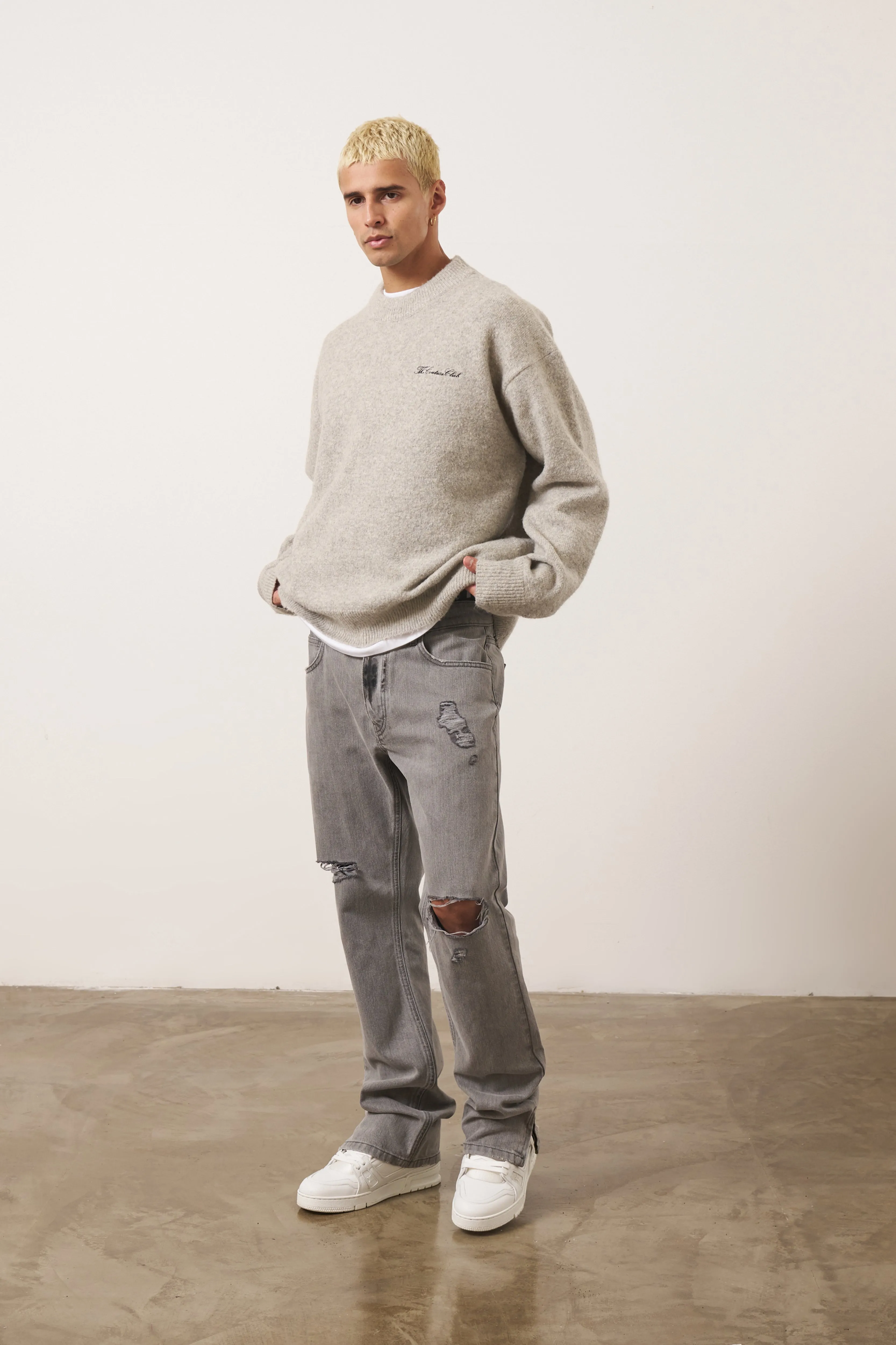 COUTURE SCRIPT KNITTED CREW - GREY