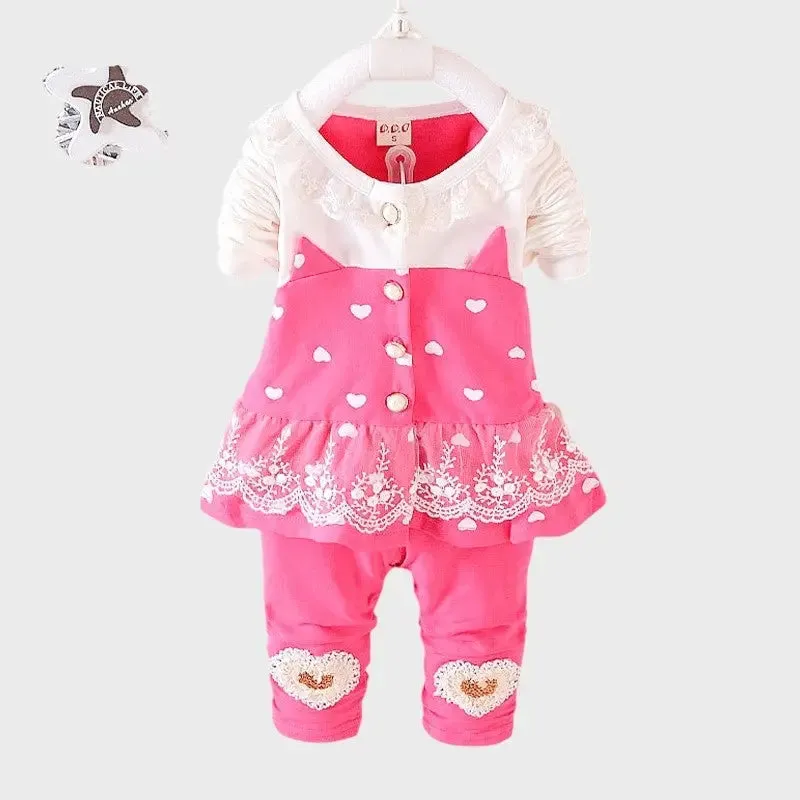 Cute and Comfortable Baby Girls Clothing Sets for Every Season