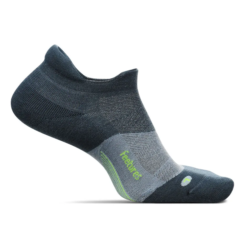 Feetures Merino 10 Max Cushion No-Show Tab Socks