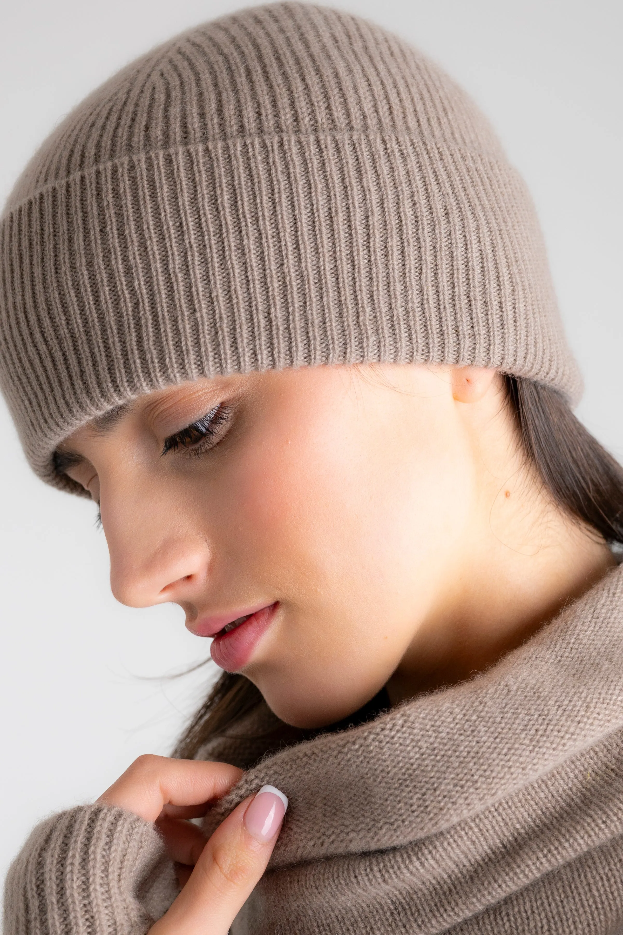 Fisherman Style Hat & Snood