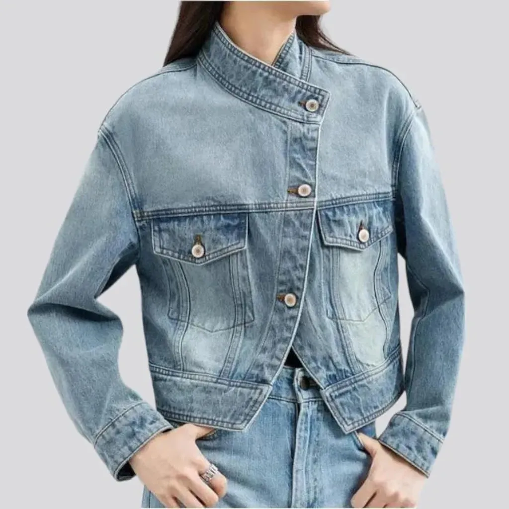 Light-wash vintage denim jacket for women