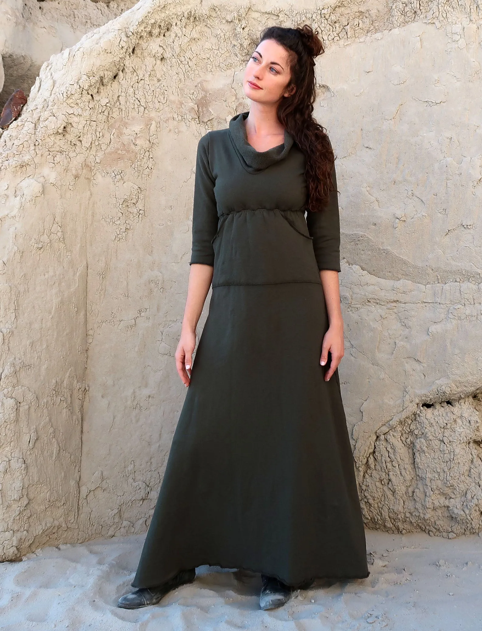 Many Moons Kangaroo Empire Simplicity Long Dress