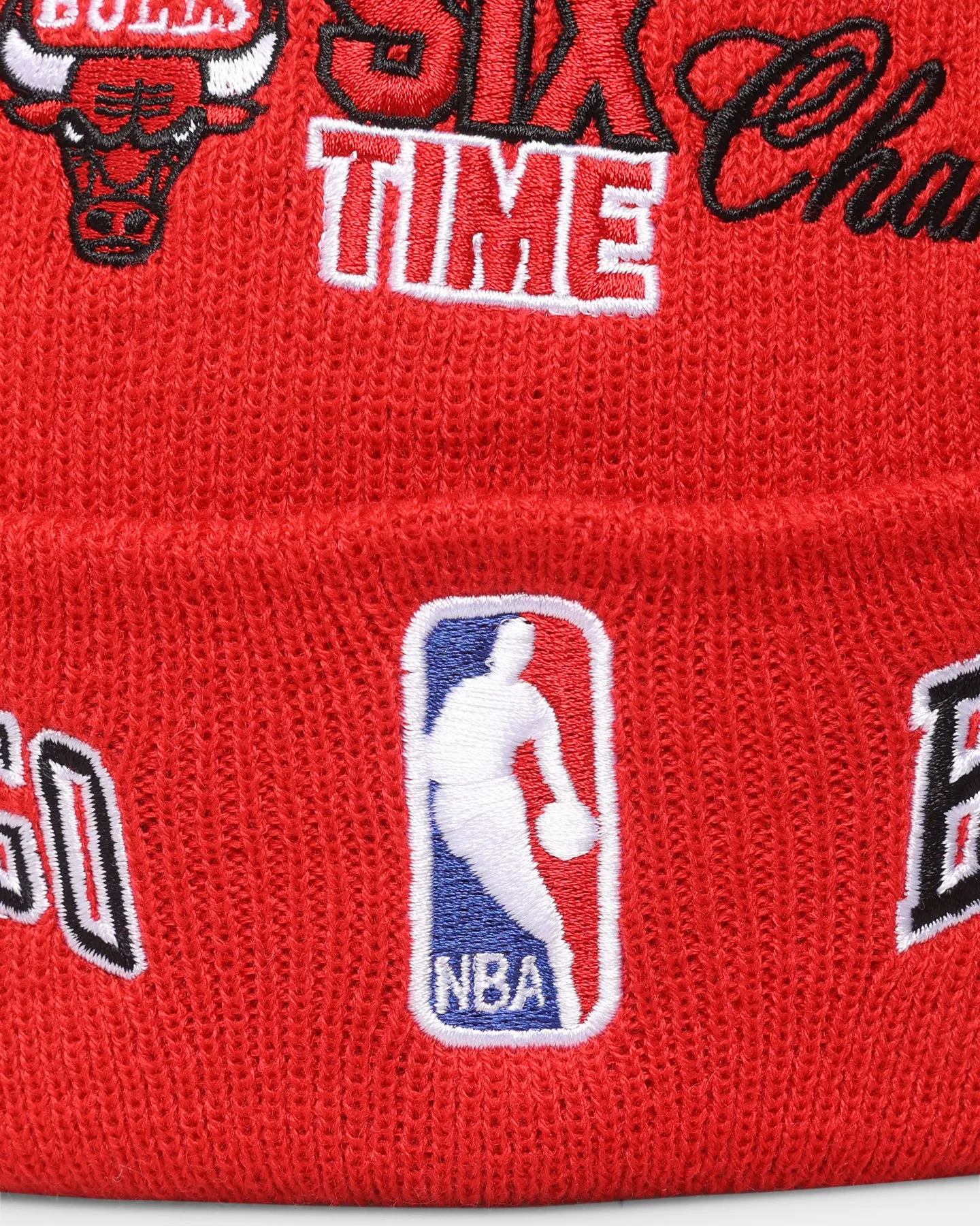 New Era Chicago Bulls Knit Thin All-Over Beanie Red