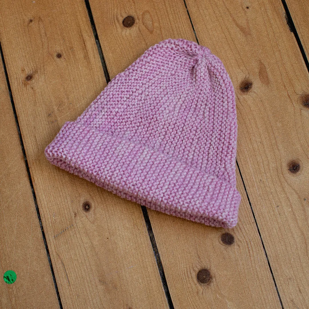 WES hat. PEARL. 4  y. Hand knit hat beanie.